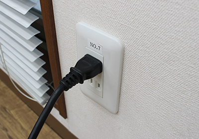 家庭用（100V）電源で使用可能